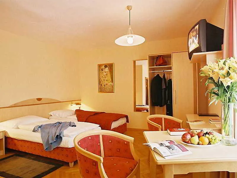 سالزبورغ Centralhotel Gablerbrau 3*,  النمسا